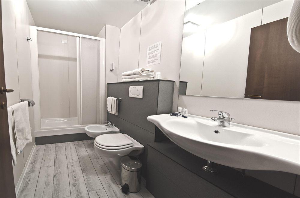 سانريمو Colombo Apartments المظهر الخارجي الصورة