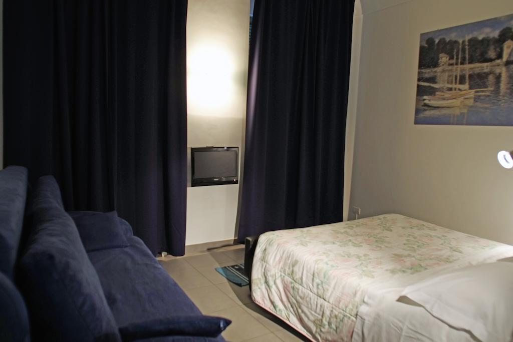 سانريمو Colombo Apartments الغرفة الصورة