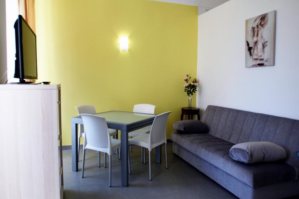 سانريمو Colombo Apartments الغرفة الصورة